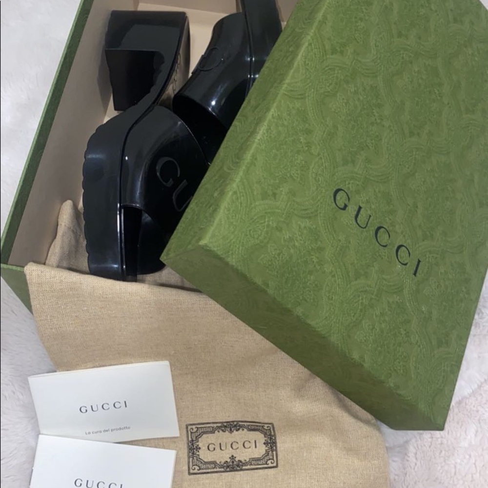 Brand New Gucci Slides